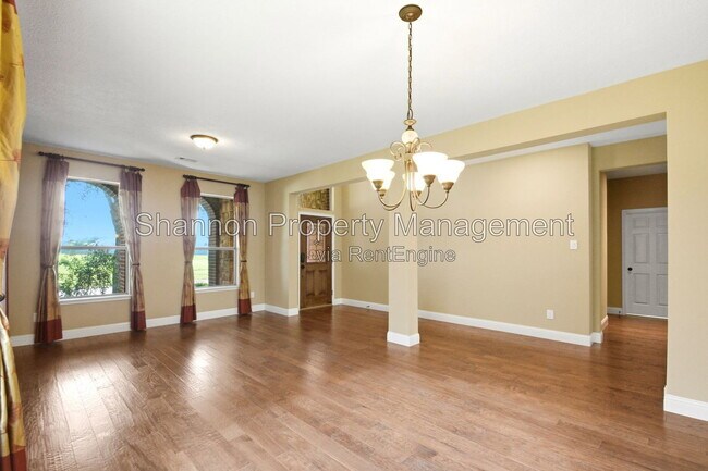 Building Photo - 11119 Hayden Falls Dr