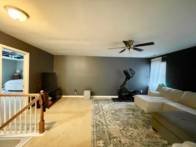 Building Photo - 2600 Taton Ct