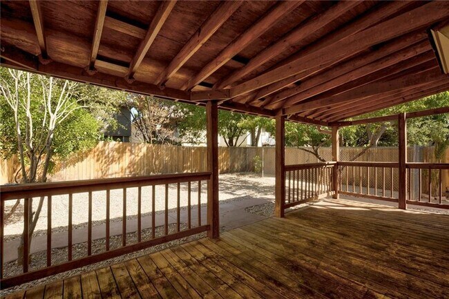 Building Photo - 12704 Margit Dr