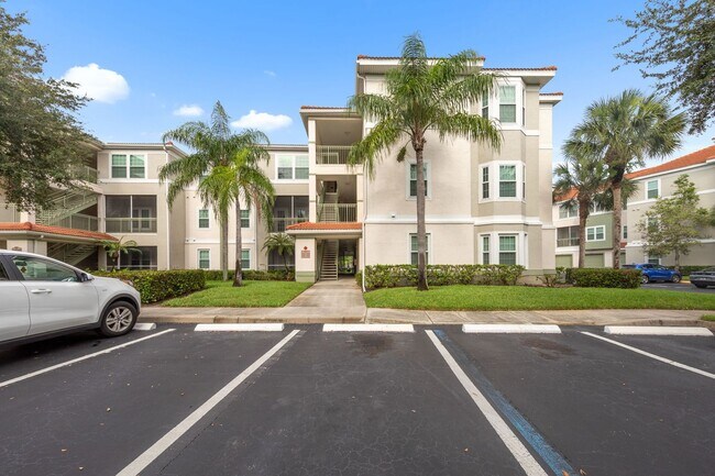 Primary Photo - 23500 Walden Center Dr