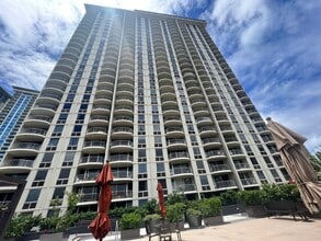 Building Photo - 1717 Ala Wai Blvd