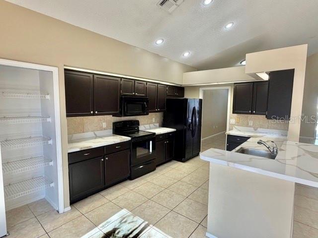 Building Photo - 14585 Grassy Cove Cir