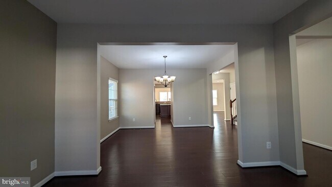 Building Photo - 25501 Emerson Oaks Dr