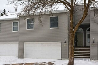 Building Photo - 5458 Egan Dr