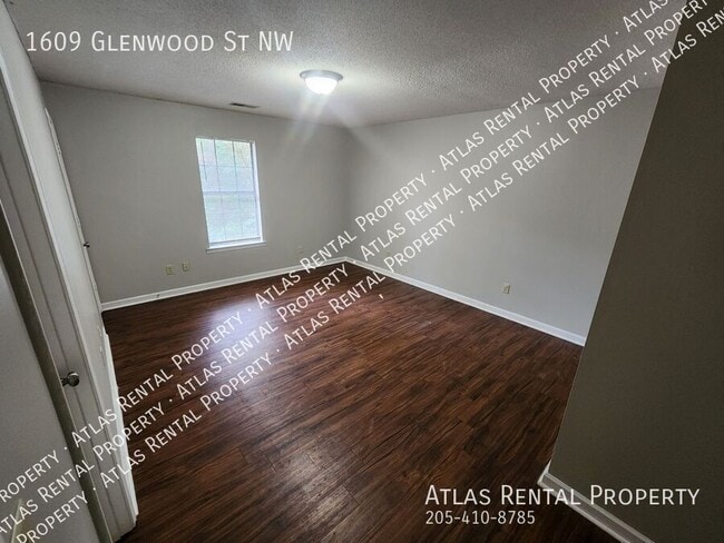 Building Photo - 1609 Glenwood St NW