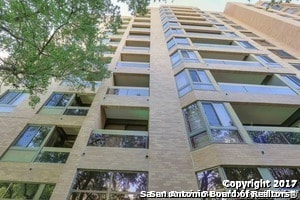 Building Photo - 7887 Broadway