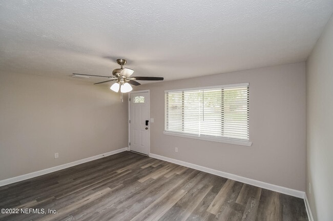 Building Photo - 9904 Moss Side Ln