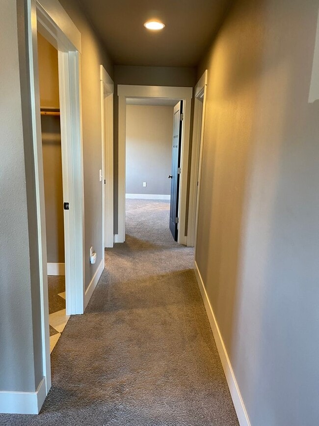 Building Photo - Beautiful home in Josephine Crossings