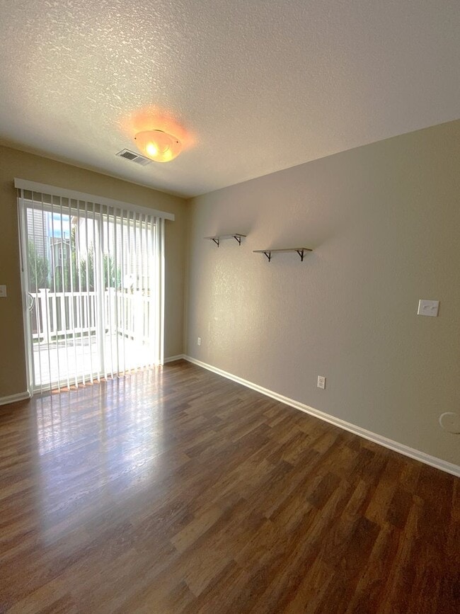 Building Photo - Beautiful South Lakewood Home with Updates, Space & Convenience! Available 8/10/2026