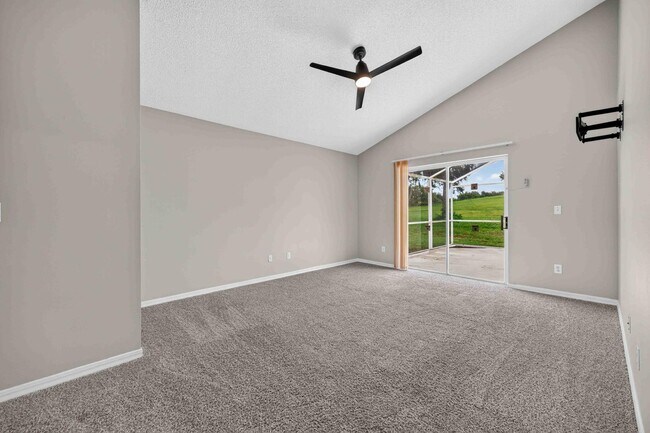 Building Photo - 2235 Mallory Cir