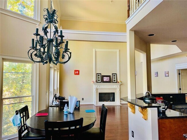 Building Photo - 720 Creek Wind Ct