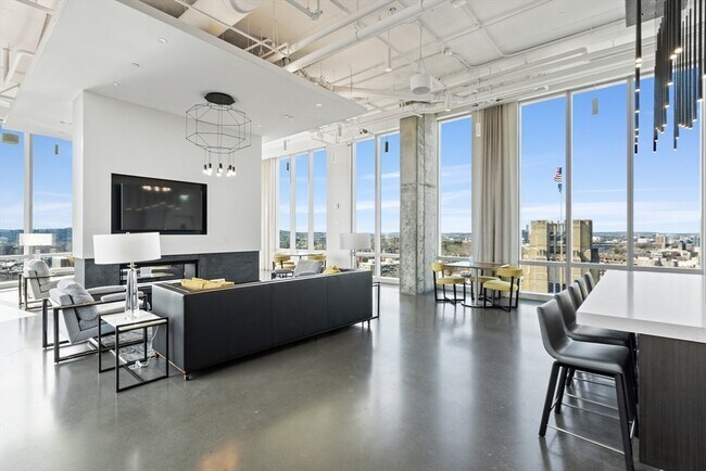 Building Photo - 188 Brookline Ave