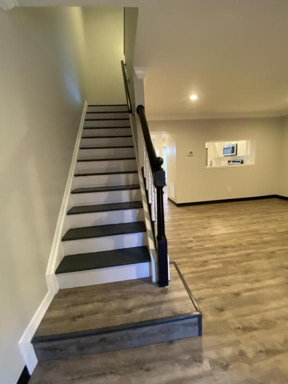 Building Photo - 1018 Dartmouth Glen Way