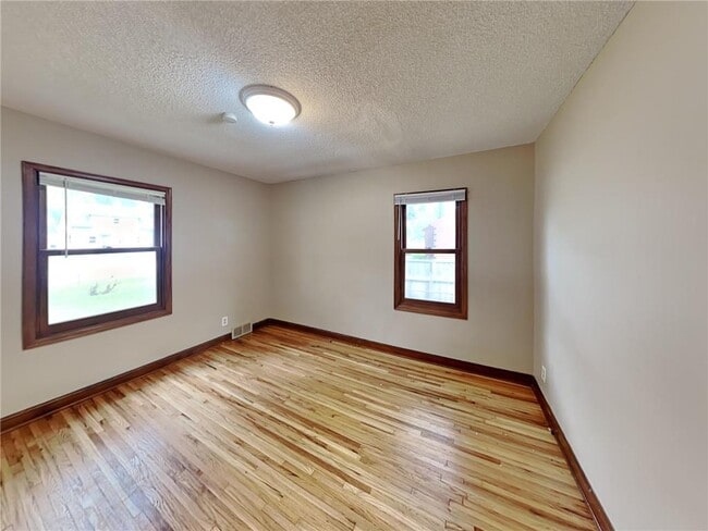 Building Photo - 5302 N Humboldt Ave