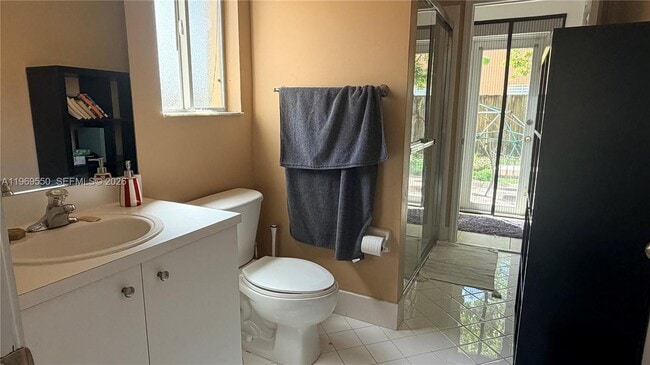 Building Photo - 9468 SW 221st Ln