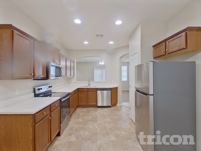 Building Photo - 19431 N San Pablo St