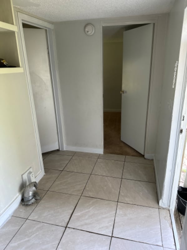 Building Photo - 1929 Arthur Lawrence Dr