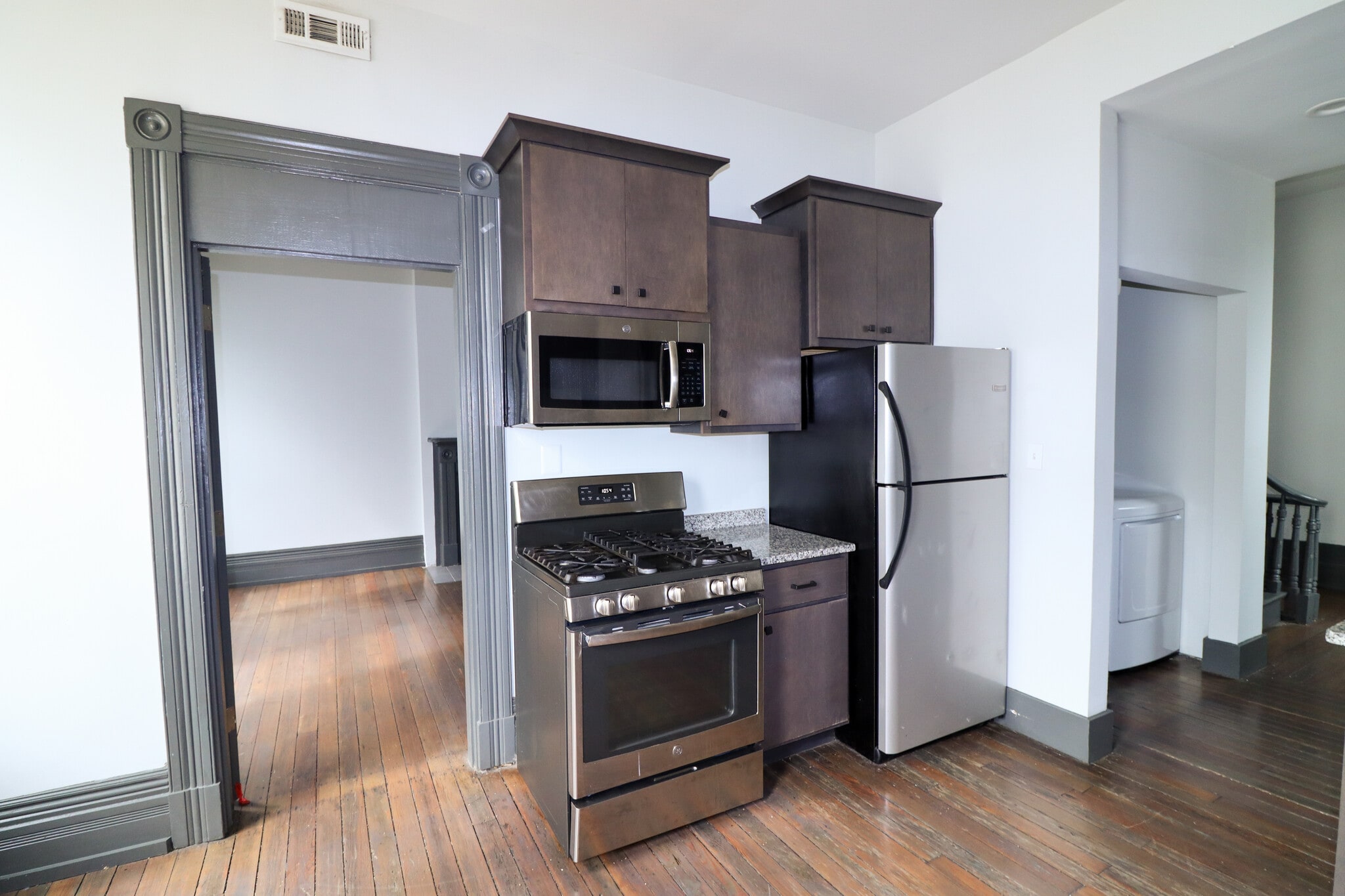 Building Photo - 1 W McMillan St