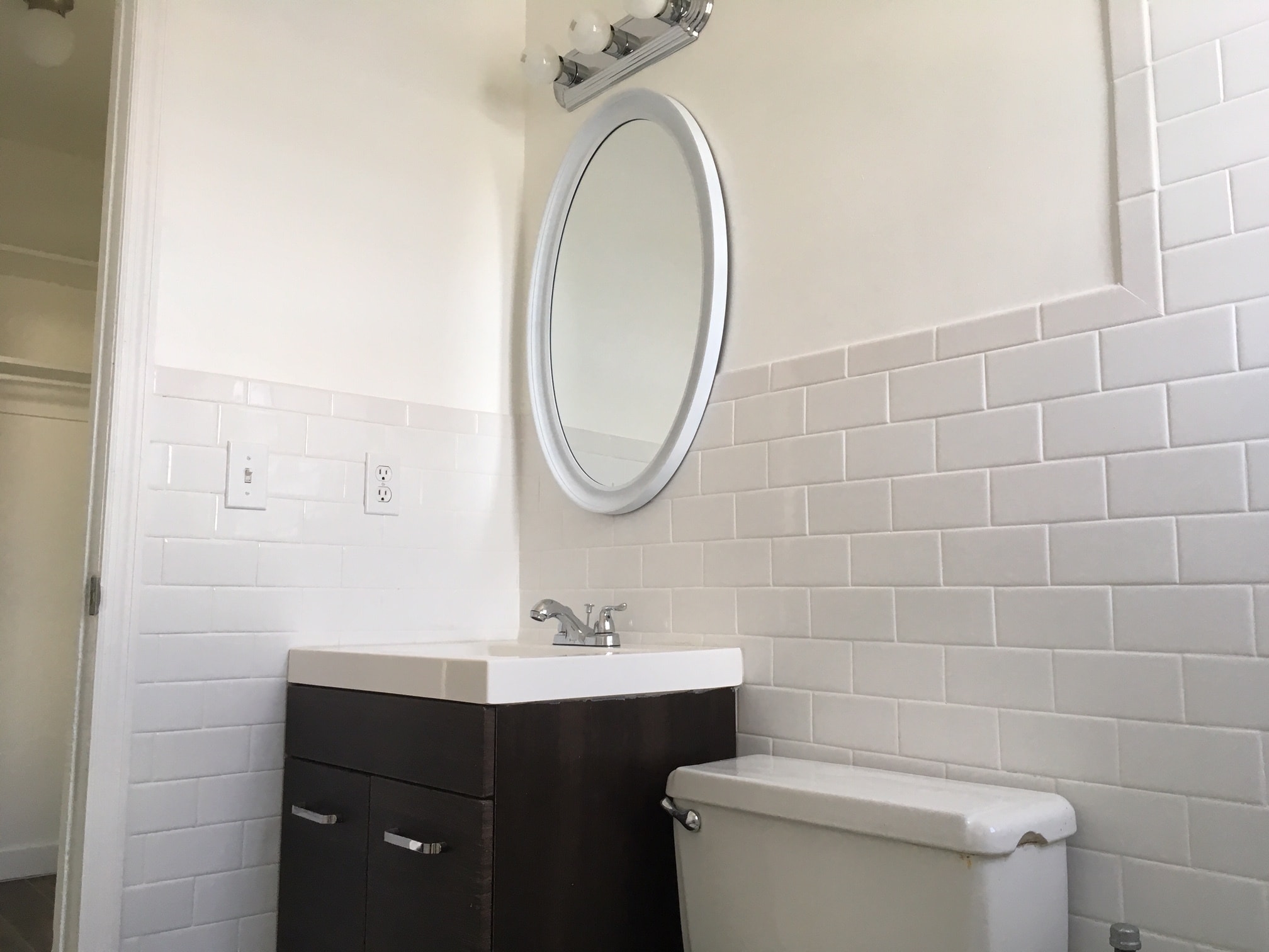 Bathroom Sink - 240 NW 8th Ave