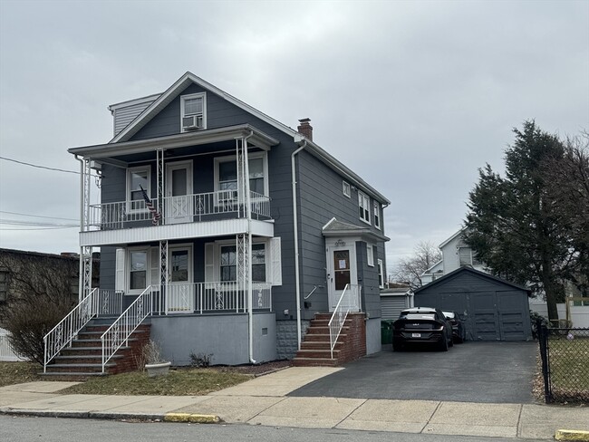 Building Photo - 103 Bowen Ave