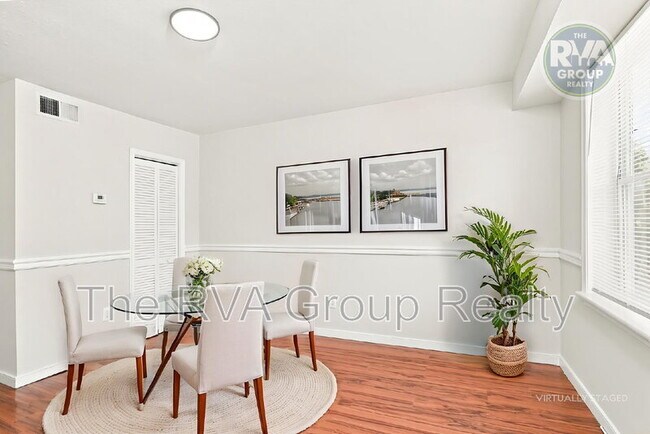 Building Photo - 3517 Briel St