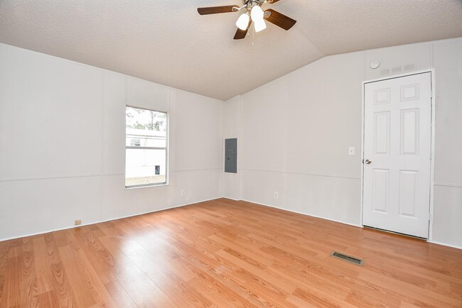 Building Photo - 12842 Roy Harris Loop