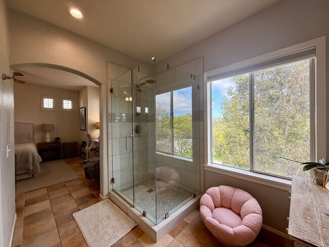 Building Photo - Spectacular Home in the Heart of Encinitas