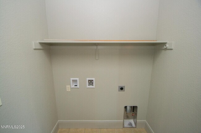 Building Photo - 2275 Makenna Dr