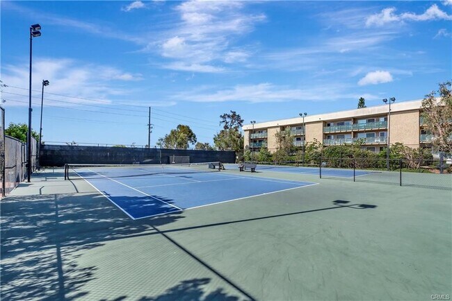 Building Photo - 564 N Bellflower Blvd