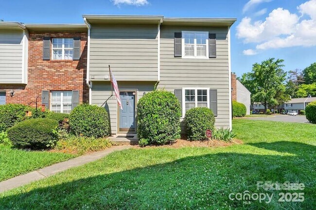 Building Photo - 6044 Heath Valley Rd