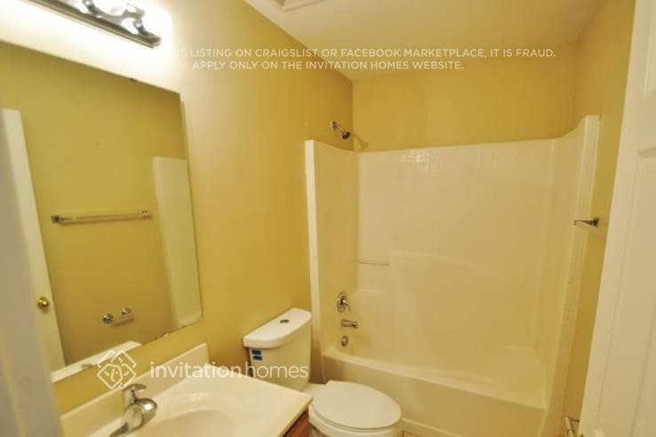 Building Photo - 1249 Stonewater Cir