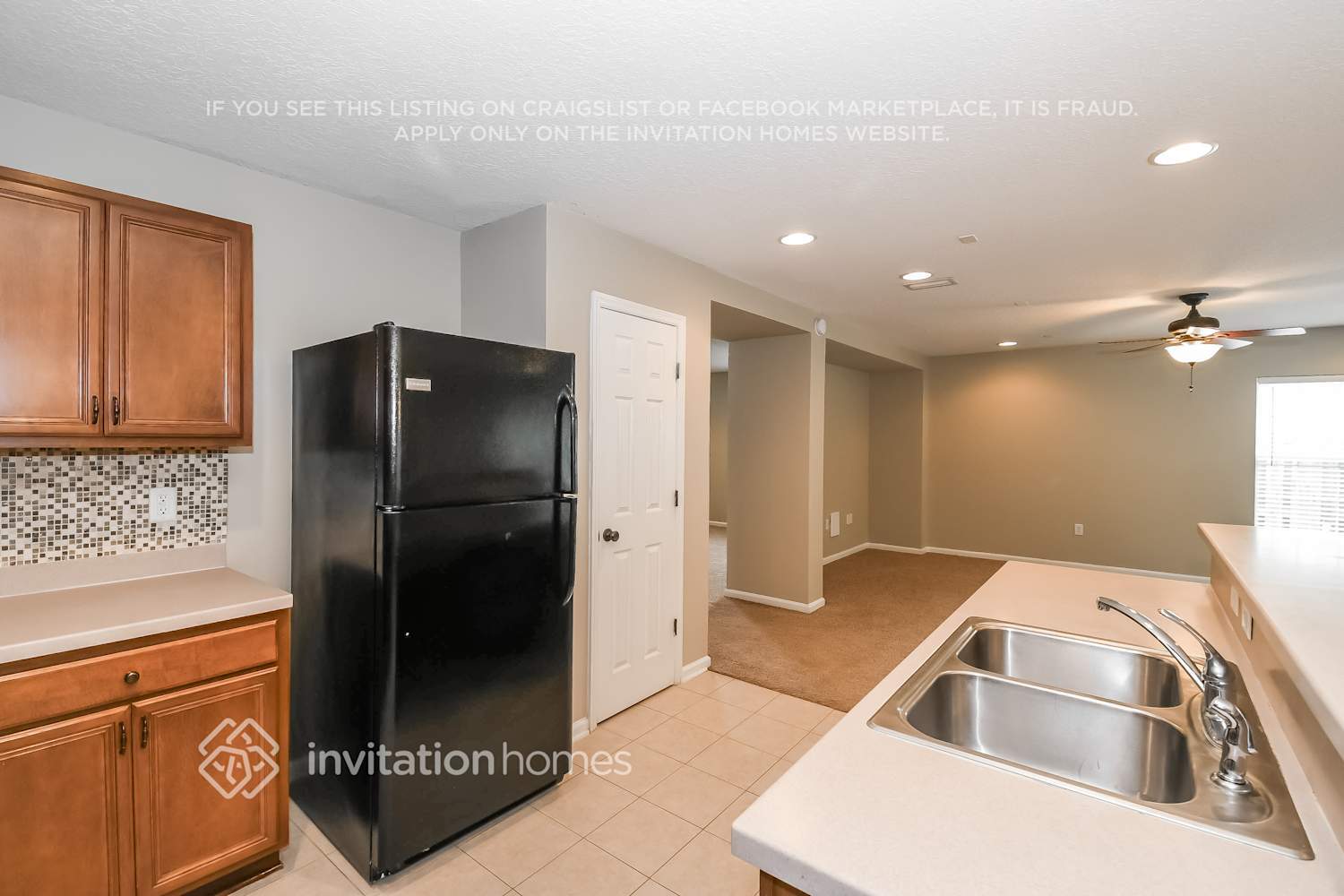 Building Photo - 12628 Pine Marsh Way