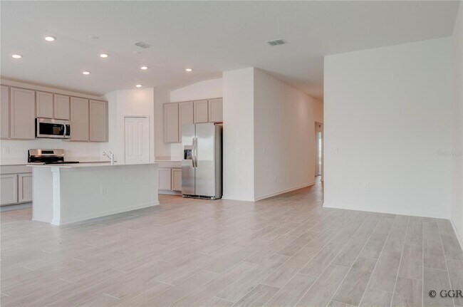 Building Photo - 1490 Brentwood Dr