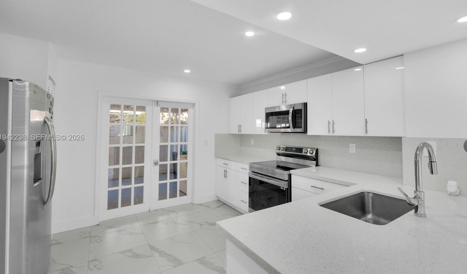 Building Photo - 1917 SW 107th Ave