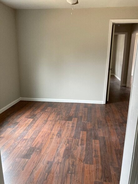 Building Photo - 173 Richardson St