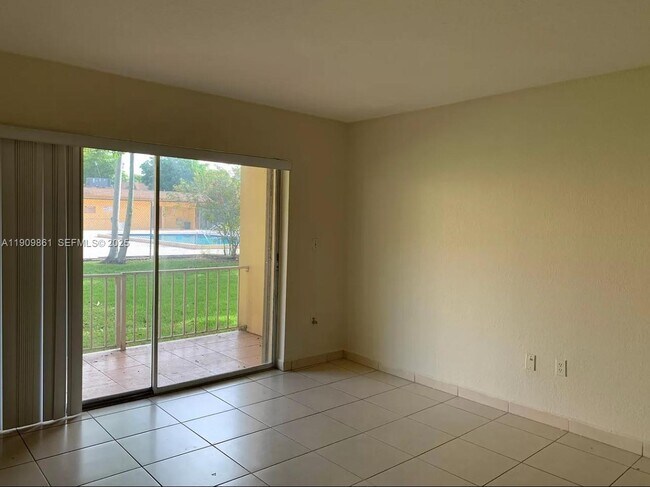 Building Photo - 13700 SW 62nd St