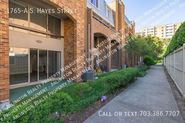 Building Photo - 1765-A S Hayes St