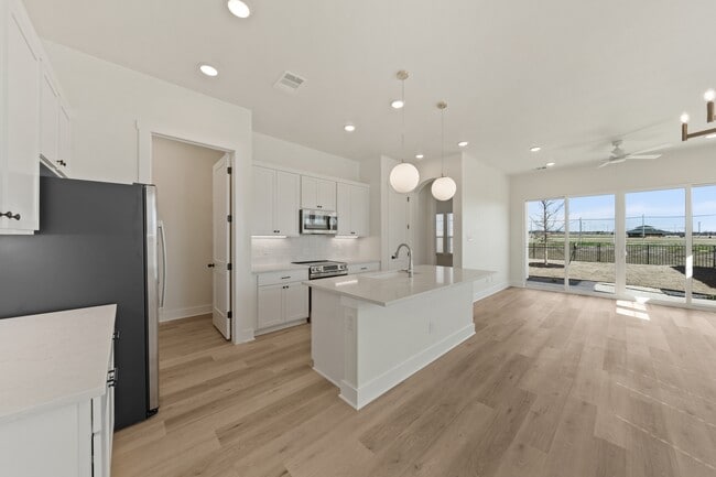 Building Photo - 6704 Abode Ave