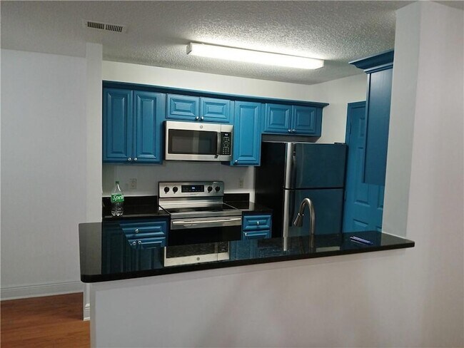 Building Photo - 4207 Santa Fe Pkwy