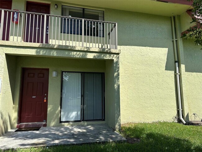 Building Photo - 3256 NW 104th Ave