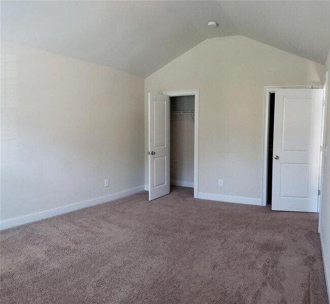 Building Photo - 130 Blackgum Trace
