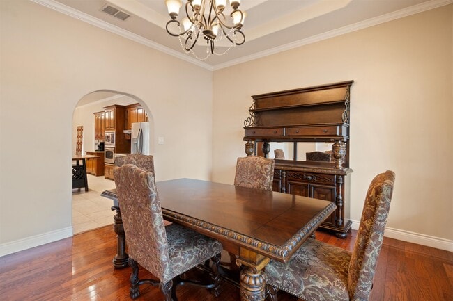 Building Photo - 31 Running Deer Mdws