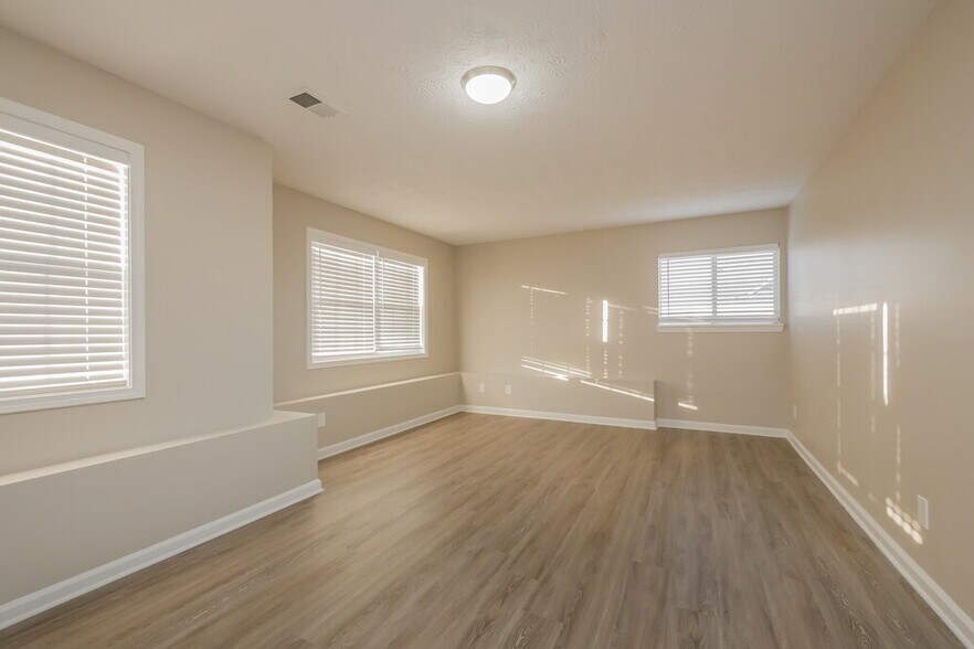 Building Photo - 674 Wynfield Way