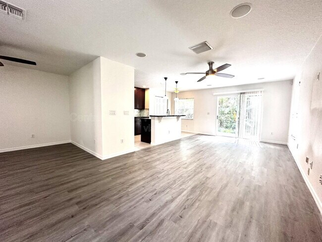 Building Photo - 3845 Silverbell Loop