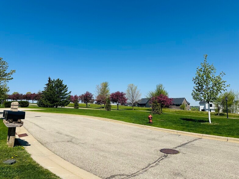 Building Photo - 634 Shardlow Ln NE