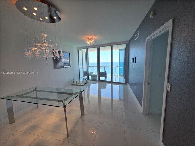 Building Photo - 17121 Collins Ave