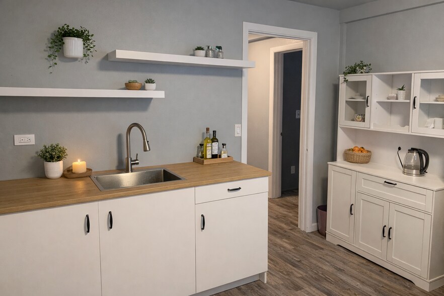 Building Photo - 2327 Lexington Ave