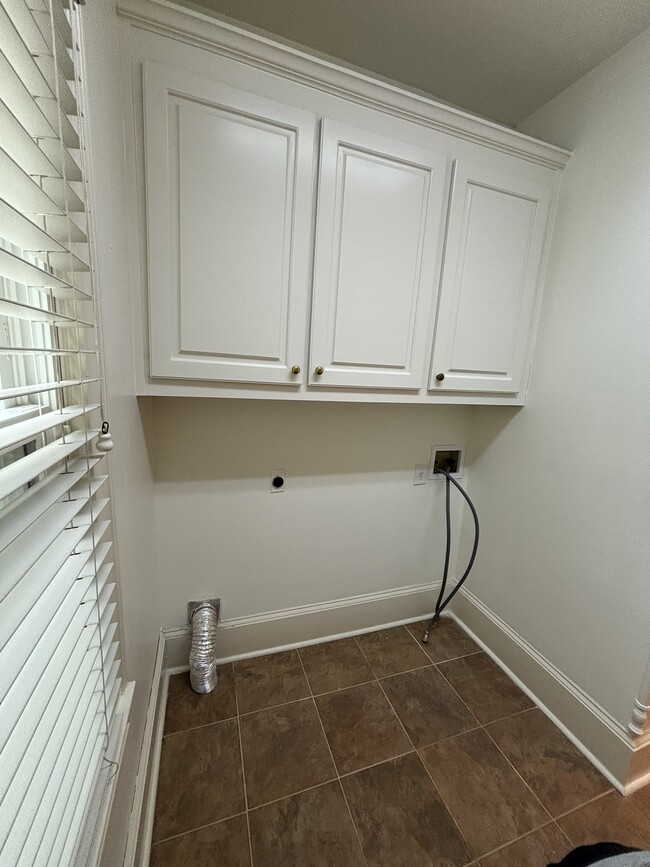 Building Photo - 10615 Honey Brook Cir