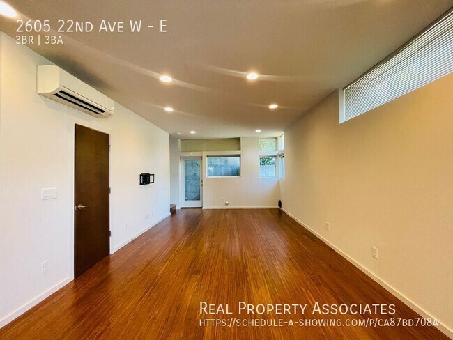 Building Photo - 2605 22nd Ave W