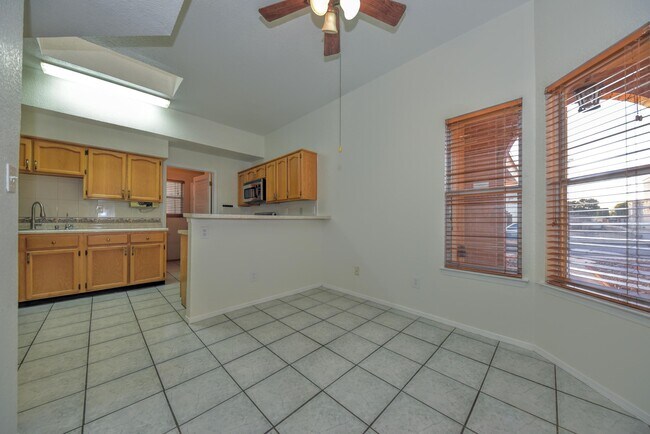 Building Photo - 1372 Michelangelo Dr